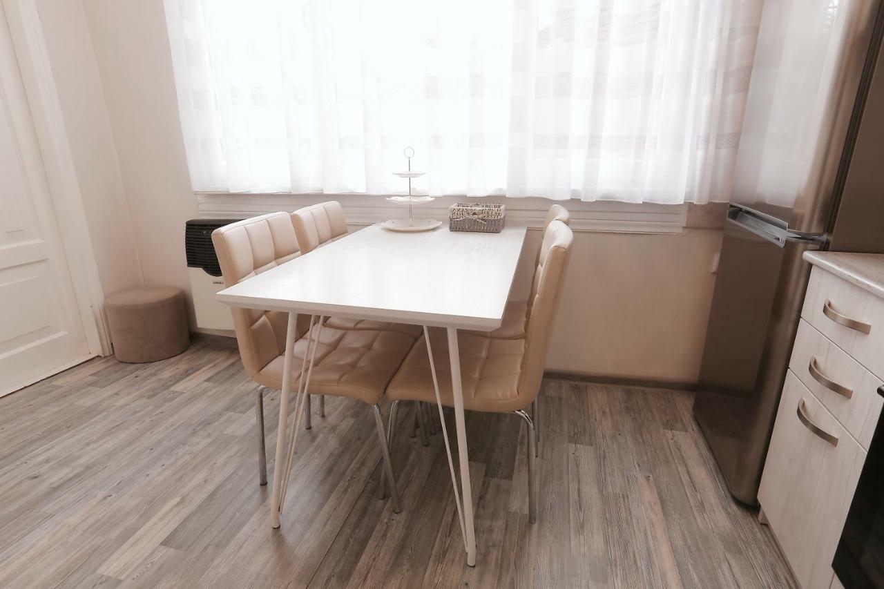 L&L Apartment ティビリシ エクステリア 写真