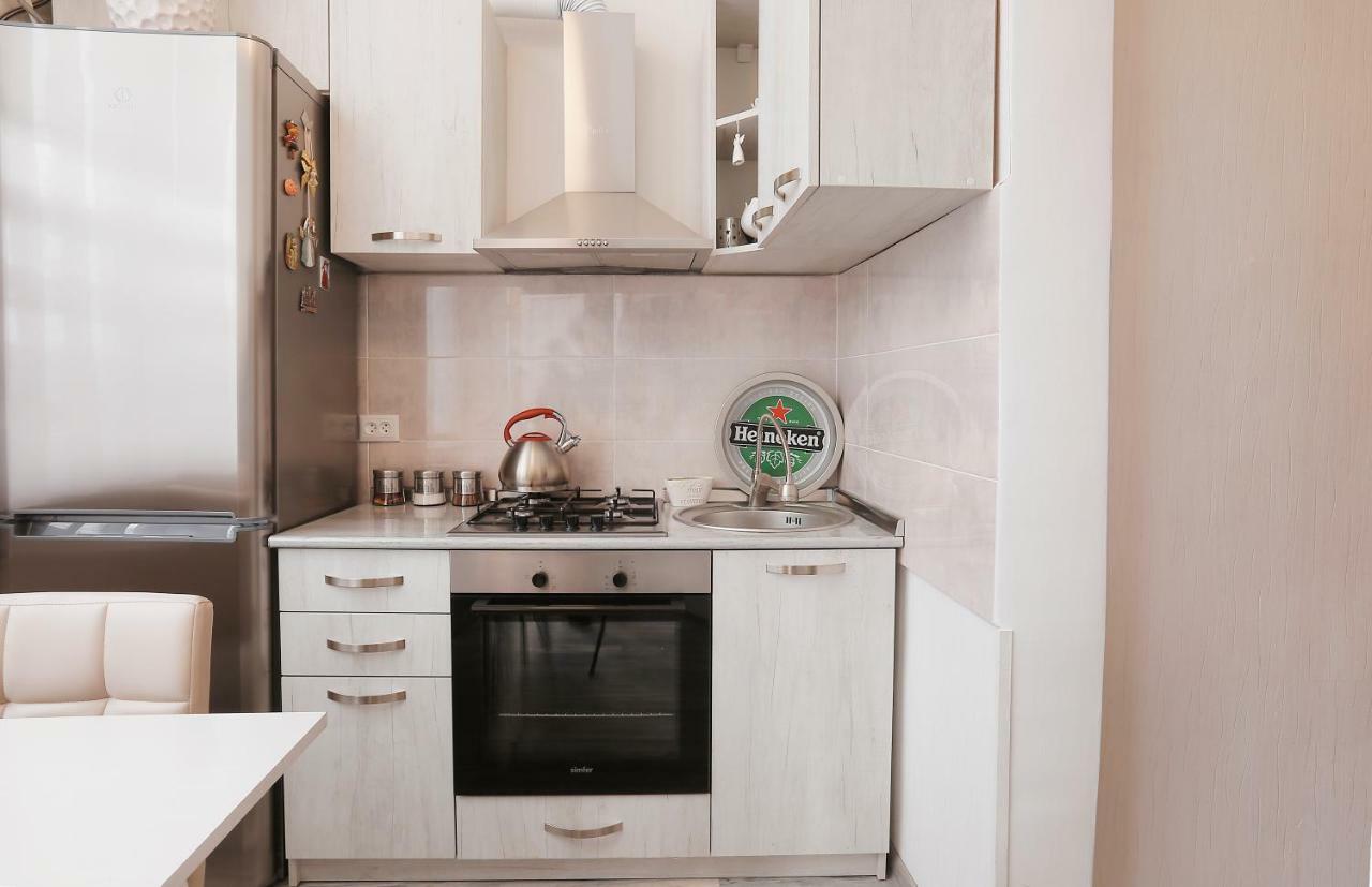 L&L Apartment ティビリシ エクステリア 写真